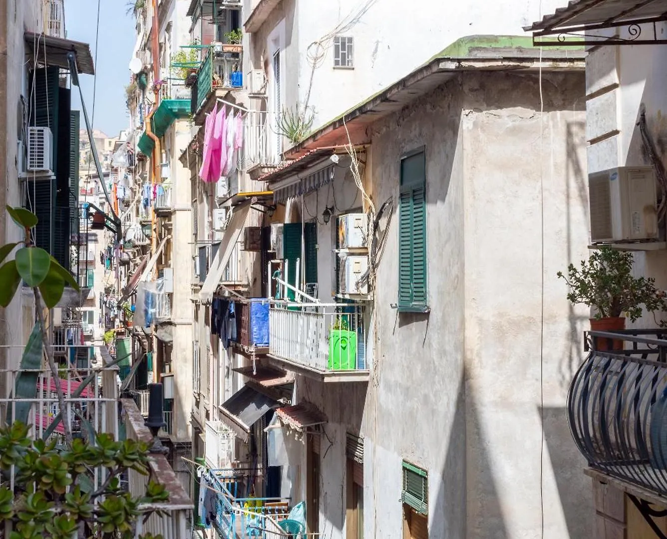 Residence Spaccanapoli - Locazione Turistica 0*, Naples